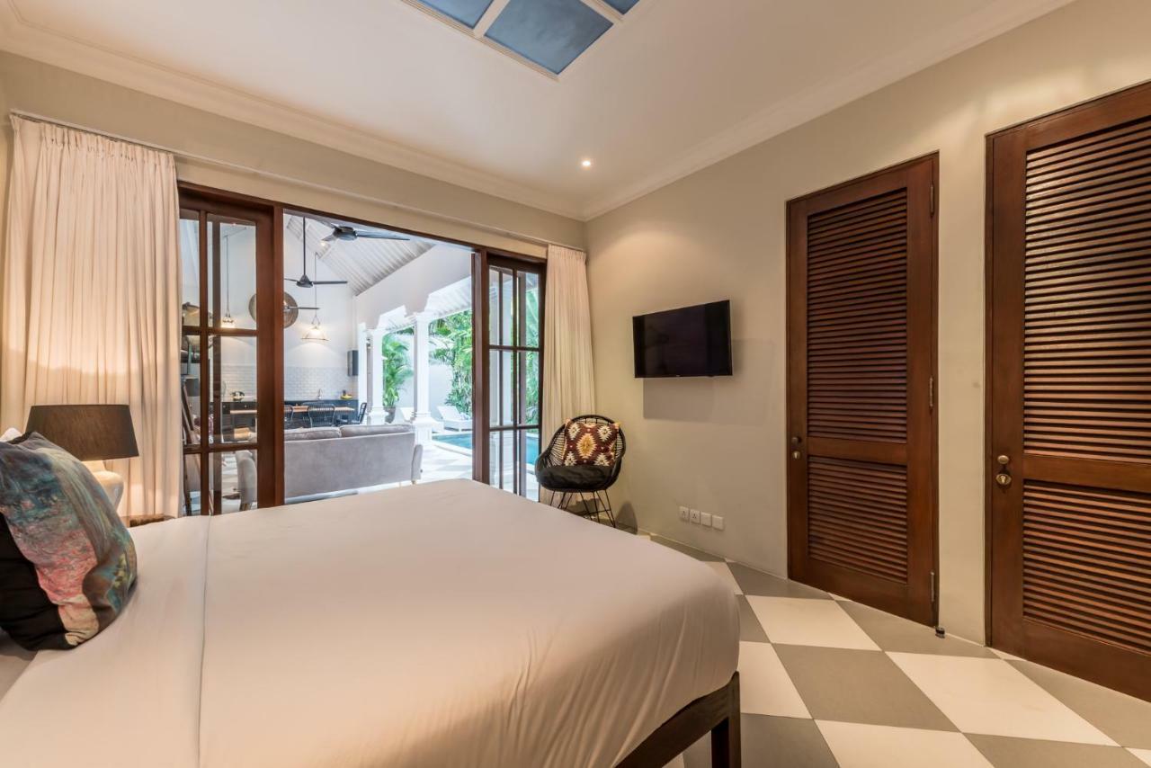 Central 3 Bedroom Villa Close To Seminyak Beach Екстериор снимка